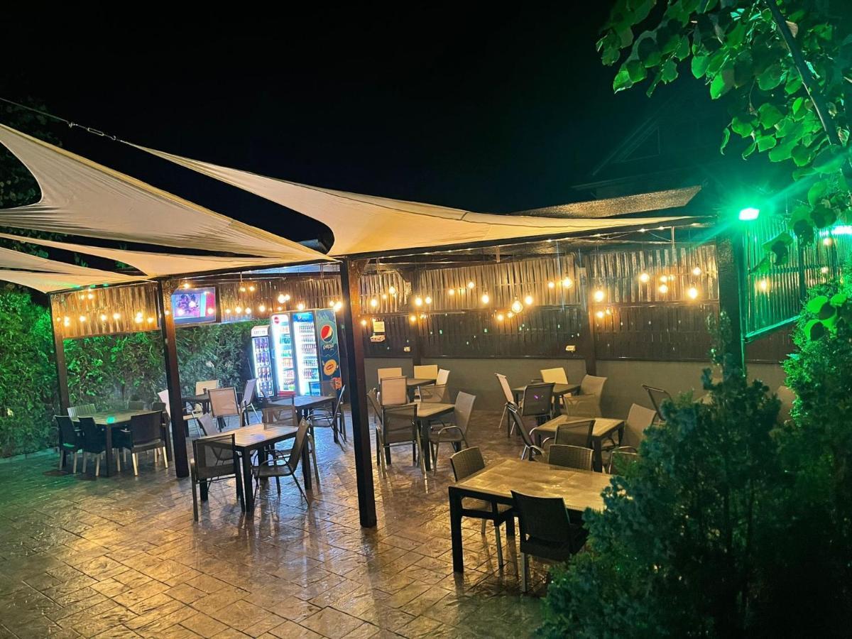 Hotel Sweet Năvodari Kültér fotó