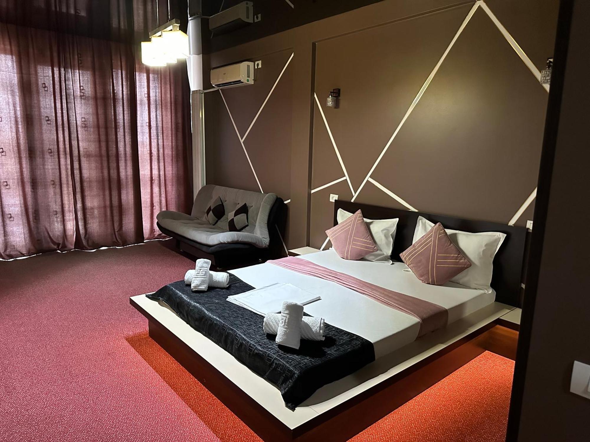 Hotel Sweet Năvodari Kültér fotó