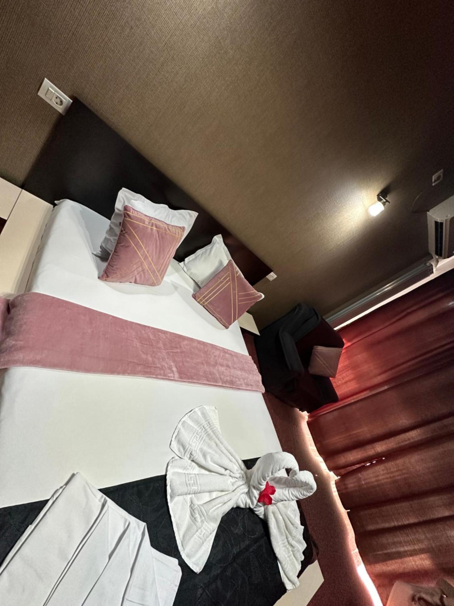 Hotel Sweet Năvodari Kültér fotó