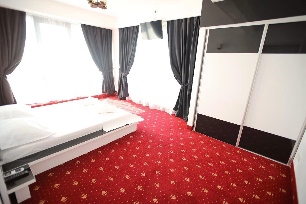 Hotel Sweet Năvodari Kültér fotó