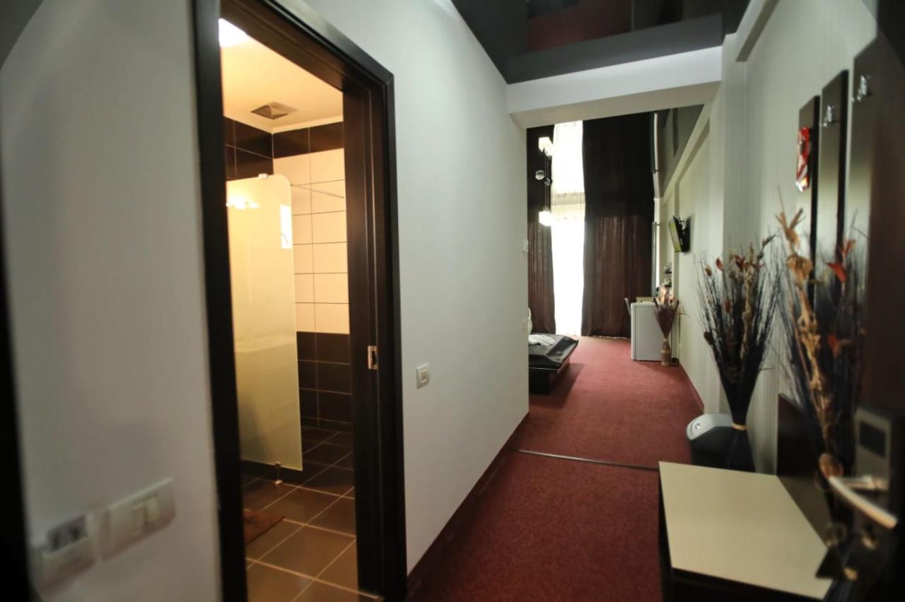 Hotel Sweet Năvodari Kültér fotó