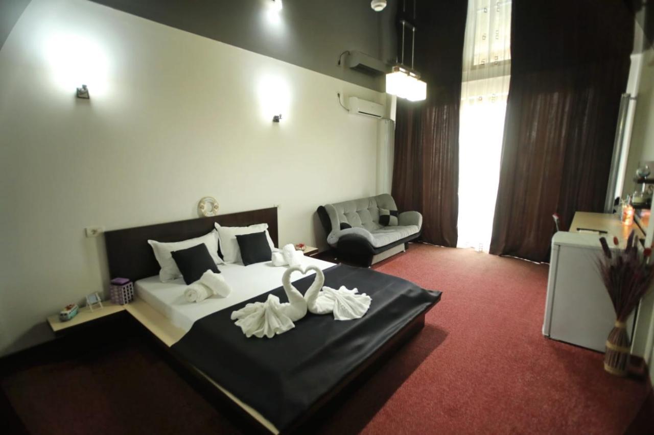 Hotel Sweet Năvodari Kültér fotó
