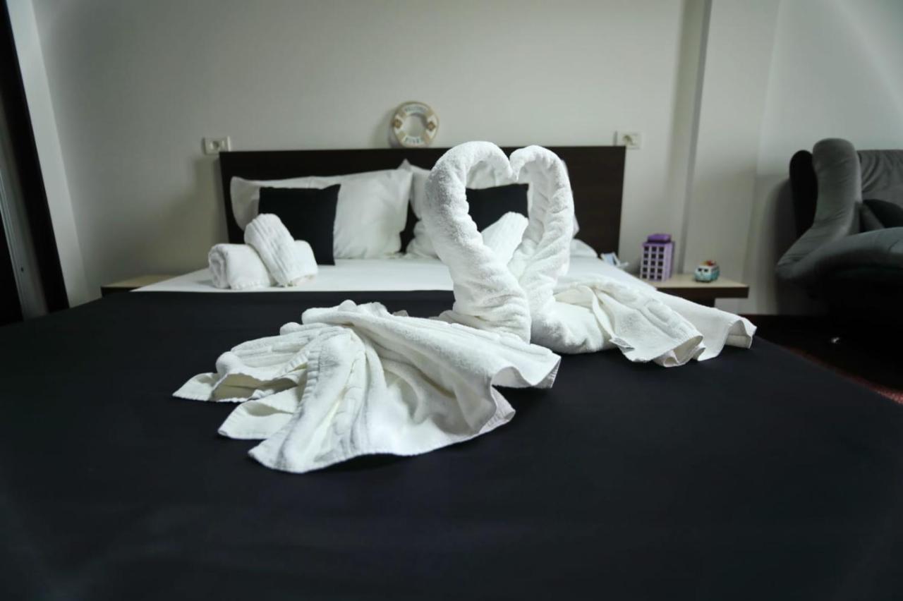 Hotel Sweet Năvodari Kültér fotó
